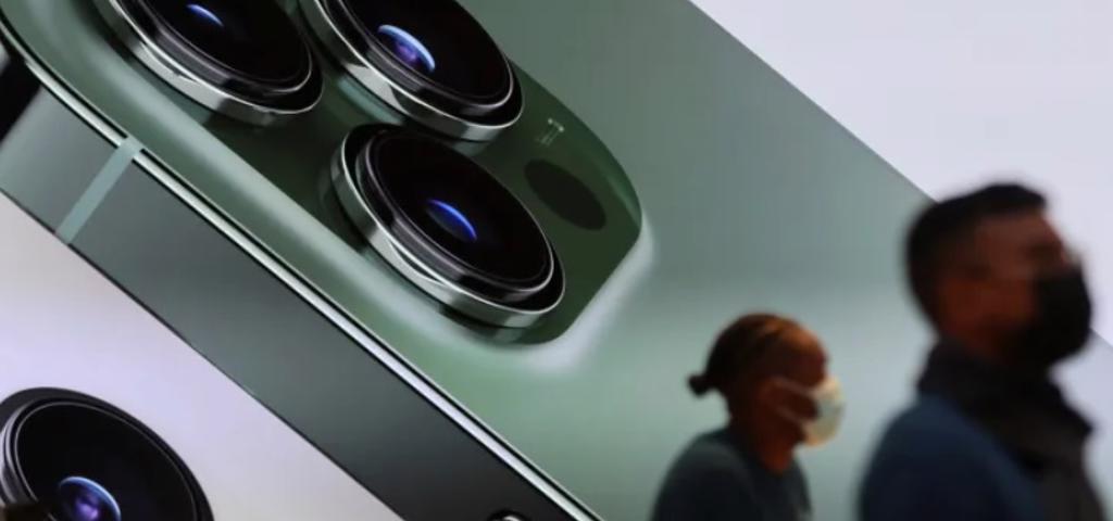 Apple engages in $500B investments in the U.S. Apple engages in $500B investments in the U.S.